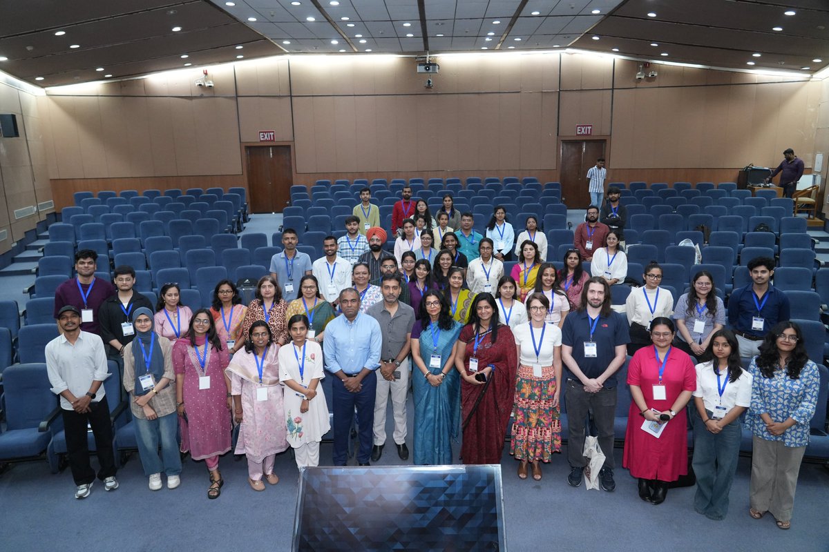 semanticClimate's tweet photo. CODATA Hands-On Workshop on “Liberation, Extraction and FAIR Reuse of Data”   The opening day of the workshop featured insightful discussions, bringing together researchers and experts to explore biodiversity, data practices, and the principles of open science.
@CODATA_India https://t.co/JMV4OhZNt0