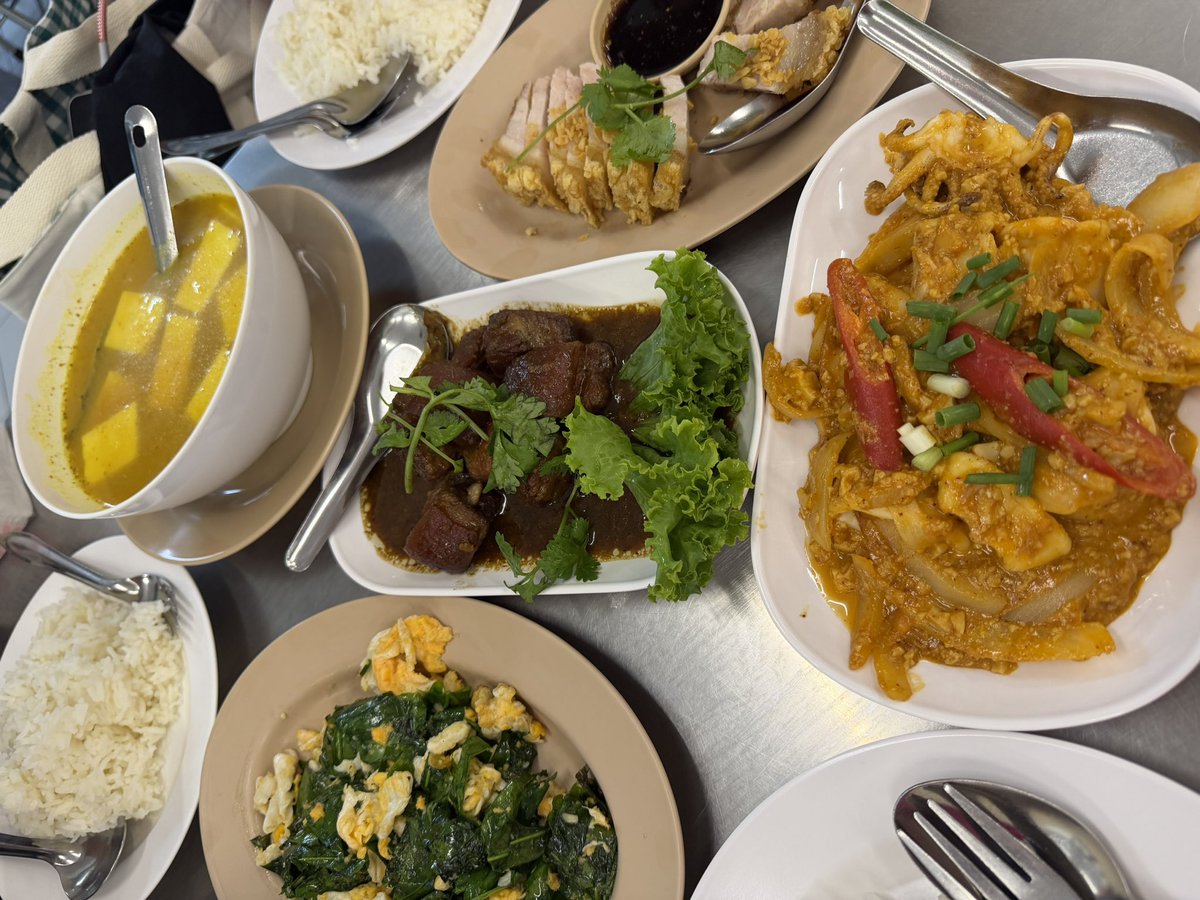 gift_zozo ~~ กิ๊ฟ 🤣💚💛💖🌥️ tweet media