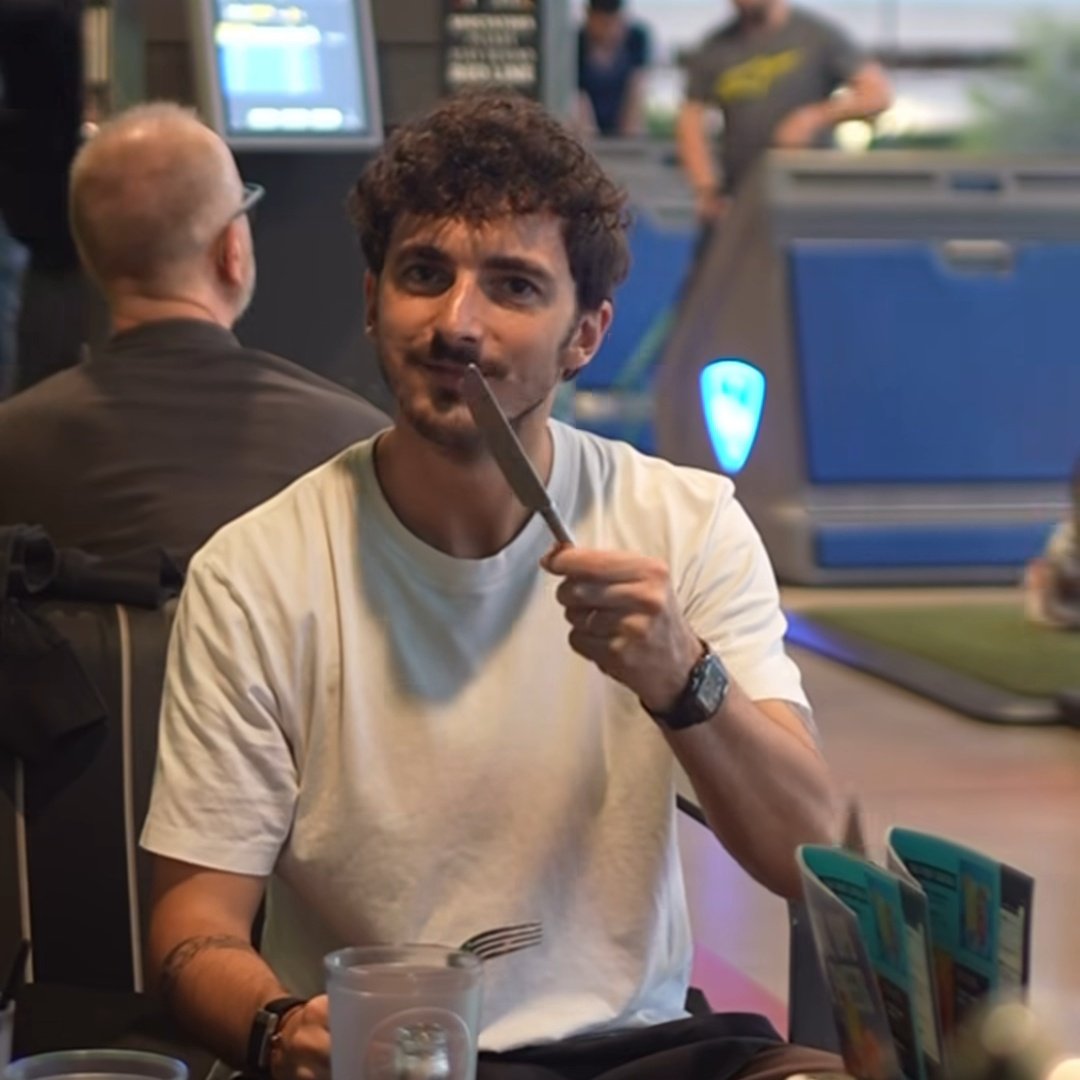 TK⁴⁶ 🐢 ⁶³⁷² tweet media