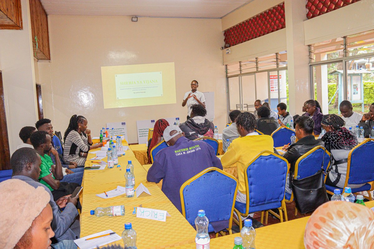 Oayouthkenya's tweet photo. For many young people, policy can feel distant, until someone breaks it down in a way that actually connects to their reality.

That is exactly what @JUSTINEMAGANG10 is doing as one of the Trainers of Trainers under the #SheriayaVijana project. 

A passionate #sustainability practitioner, he is driving change through climate policy and governance.

Kapanga facilitated a session on the impact of policies, commitments, and development partners’ priorities on #advocacy, guiding young people in Nairobi to understand how these forces shape the spaces they are trying to influence, and how to navigate them effectively.

His work stands out because it goes beyond theory, helping young people see policy as something they can engage with, question, and use to push for #change.

For him, it all comes down to one belief: “Change is personal. The change we aspire to see in society starts at a personal level.”

Follow and engage with him @JUSTINEMAGANG10 

#YouthVoices #YouthEmpowerment