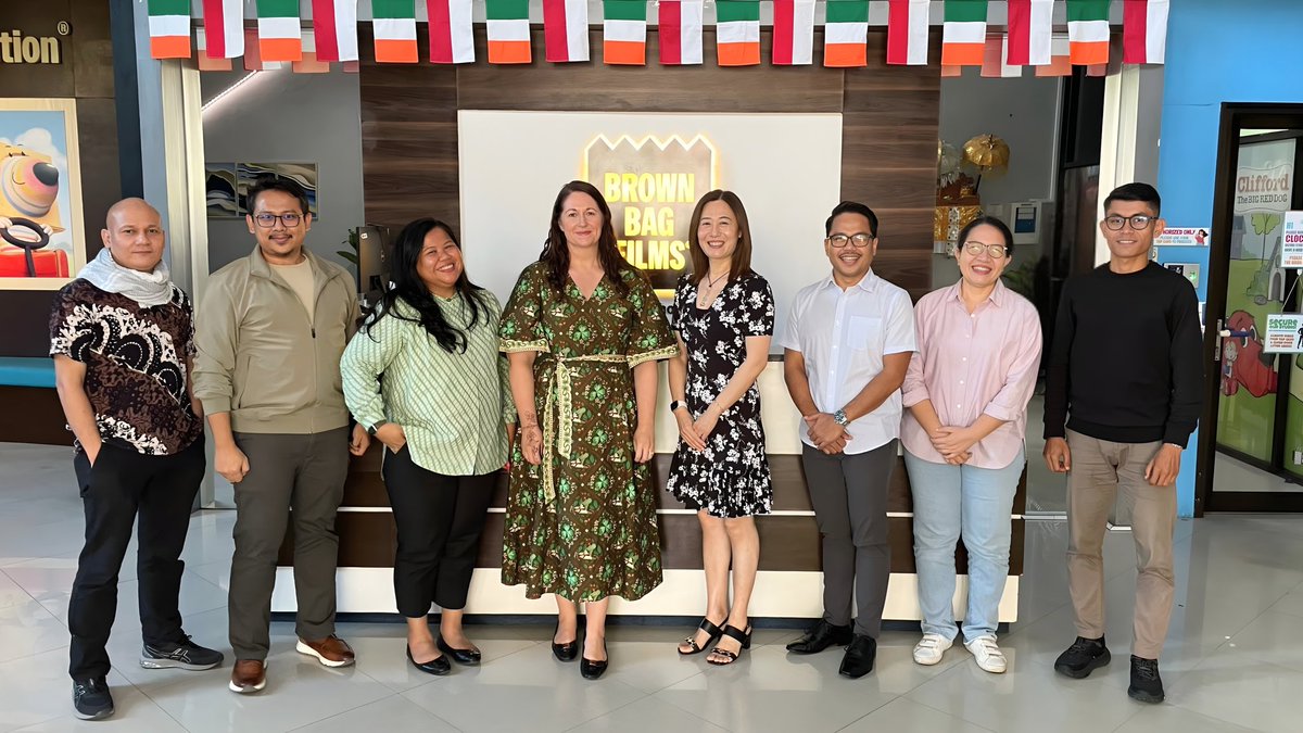 IrlEmbIndonesia's tweet image. Creativity has no limit when Ireland and Indonesia combine!

Amb Lennon visited @brownbagfilms Bali Studio to celebrate both #SaintPatricksDay &amp;amp; the growing #creativeindustry 🇮🇪🇮🇩collaboration.

Brown Bag Films Bali—led by Ms Lily Wong—is a powerhouse in the animation world.