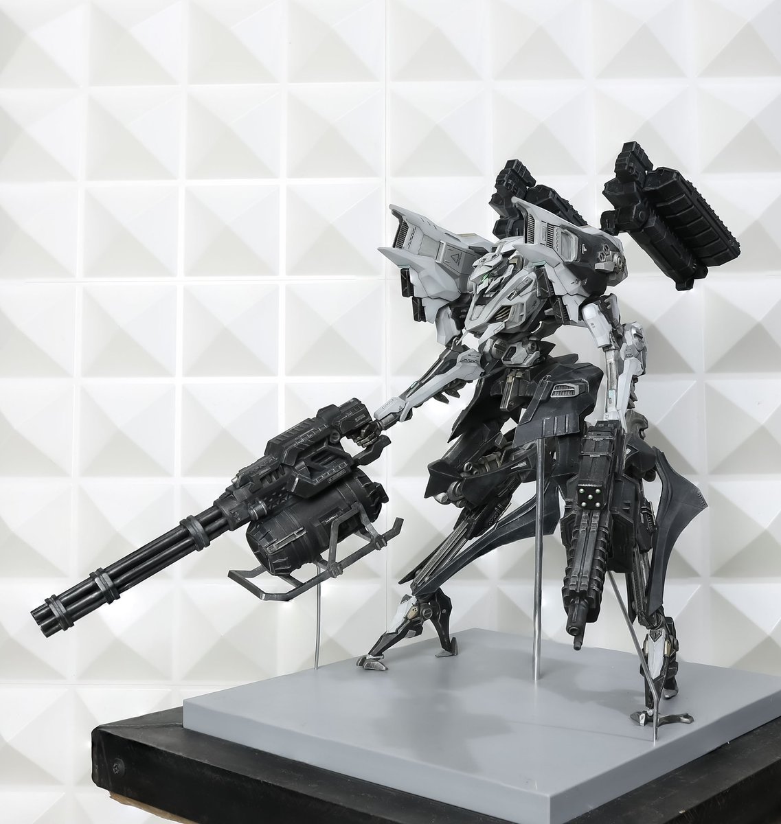 アームド熊 tweet media