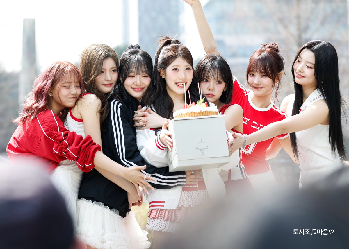 CSR_loves's tweet photo. 260326 엠카운트다운 CSR 미니 팬미팅
서연짱 생일 축하해💞
#HAPPY_SEOYEON_DAY 
#숨길_수_없는_맘인걸 
#첫사랑 #CSR #チョッサラン https://t.co/SmTzhs4ISo