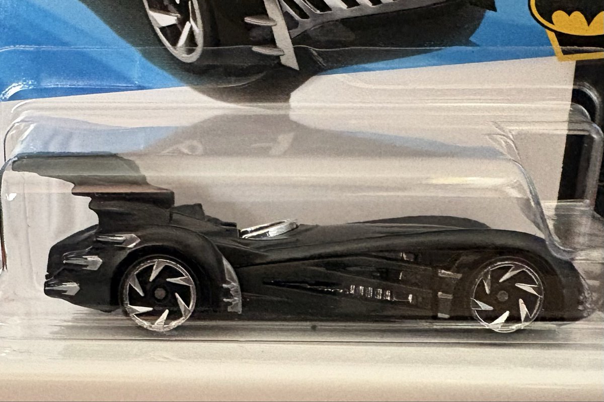 ダイズ tweet media