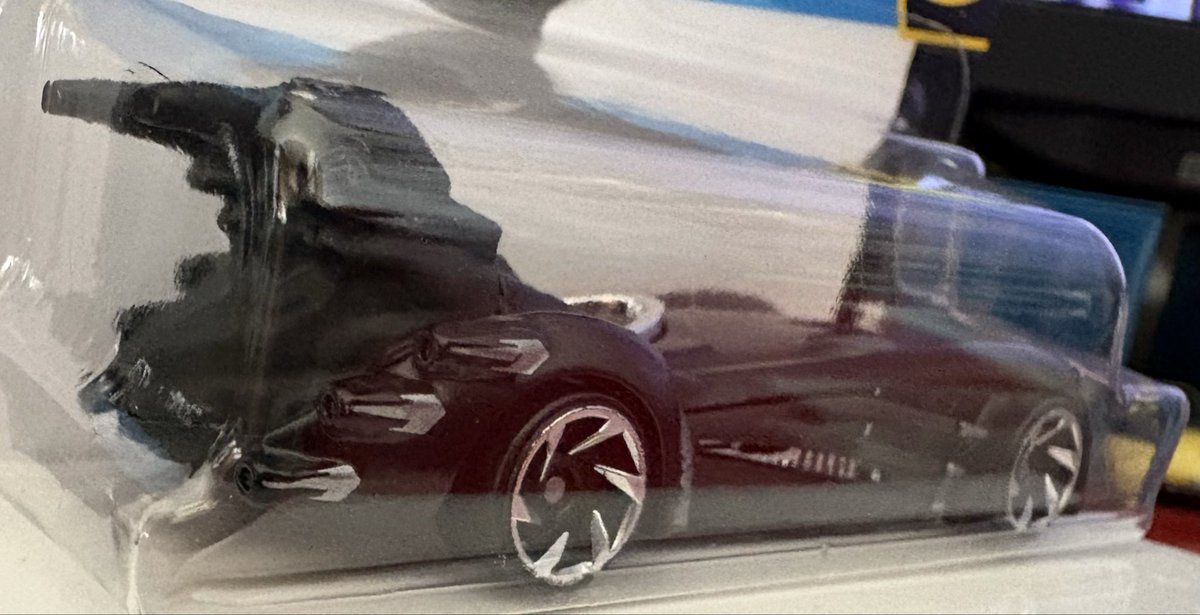 ダイズ tweet media