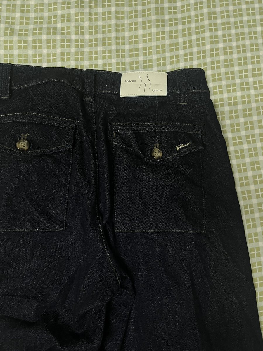 jongsongshop's tweet photo. ขายกางเกง https://t.co/zgPrC3WXWK รุ่น Carter jeans สี blue pea ไซส์ s 📍 ขายต่อราคา 800 บาท รวมส่ง ไม่มีตำหนิ งดต่อราคา #เสื้อผ้ามือสอง #เสื้อผ้ามือสองราคาถูก #เสื้อผ้ามือสองสภาพดี https://t.co/CK6D3Vi8OQ