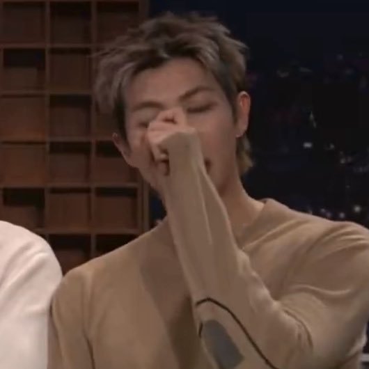 fifi ⋆ tweet media