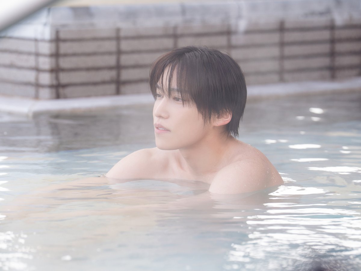 cinemalife_web's tweet photo. 深川麻衣×千賀健永
ドラマ『週末旅の極意3』
🎥2人の心境が垣間見える60秒トレーラー公開

🎧EDテーマはKis-My-Ft2「夜の向こうへ」
💬千賀健永「夜の海を漂うように、お互いの想いが交錯する僕達の音楽と、日本各地の絶景が心地よくマッチしています」

▶ https://t.co/zam59P2zOg

#週末旅の極意 https://t.co/oEQPivhjLx