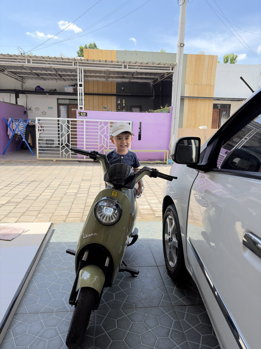 kurma manis tweet media