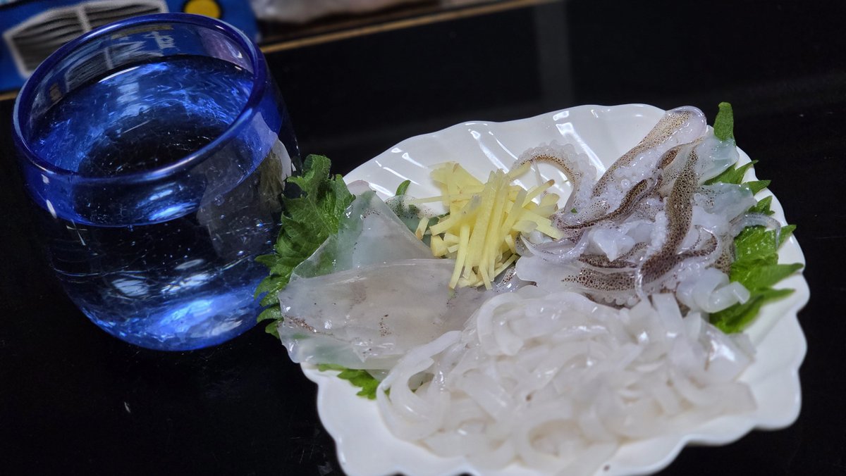 integra_red's tweet photo. 昨日はイカ釣れました('ω') https://t.co/1MS3j3ZX8N