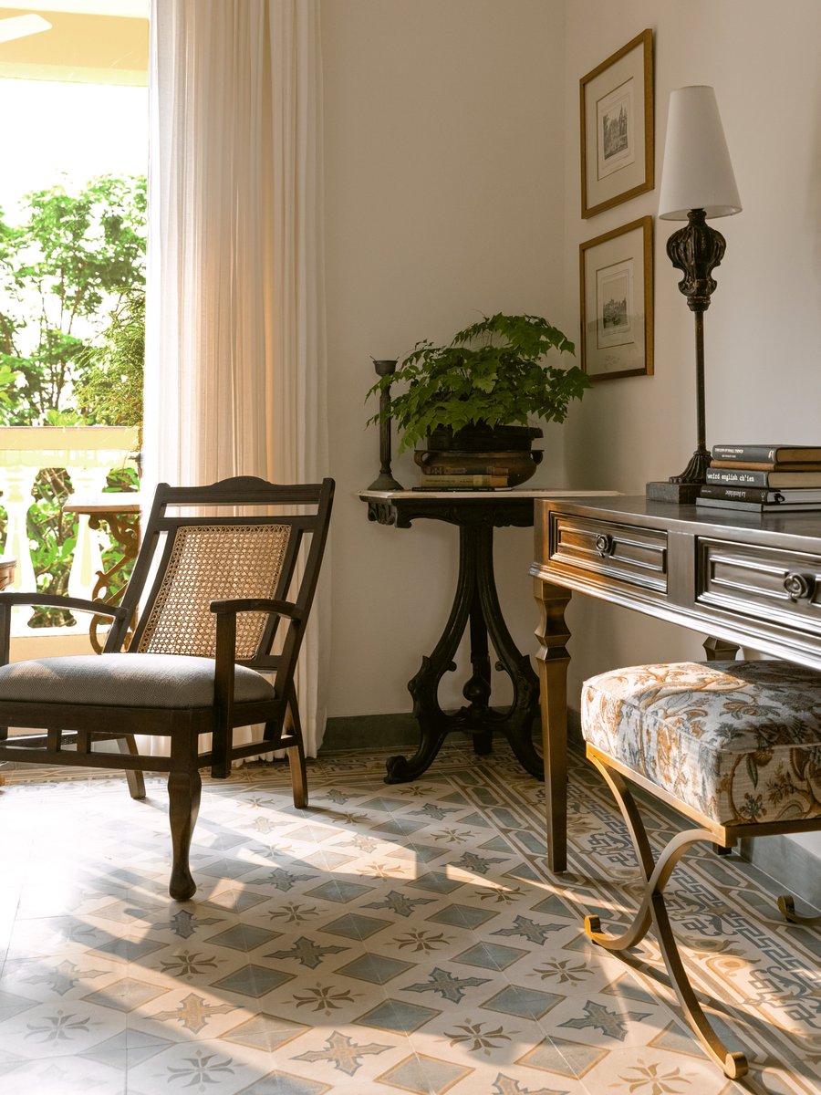 Lioness Tile tweet media