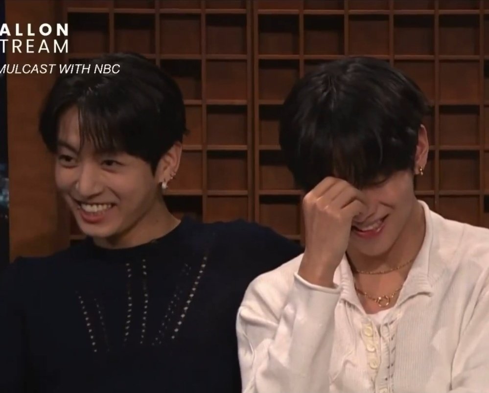 AJ⁷ 🍊🍓 tweet media