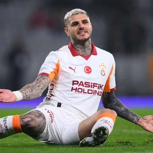 Mauro Icardi, 4 milyon euroluk imaj haklarının ödenmemesi üzerine Galatasaray'a ihtarname gönderdi.

İmaj hakları çerçevesinde deneyimli futbolcunun kazandığı yıllık 4 milyon euronun büyük kısmını karşılayan Erden Timur ve Murat Özkaya'nın cezaevine girmesinden dolayı sorun