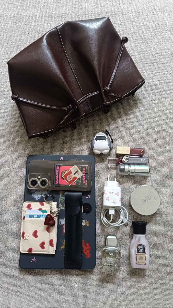 farah♡𖥔 ݁˖𐙚 tweet media