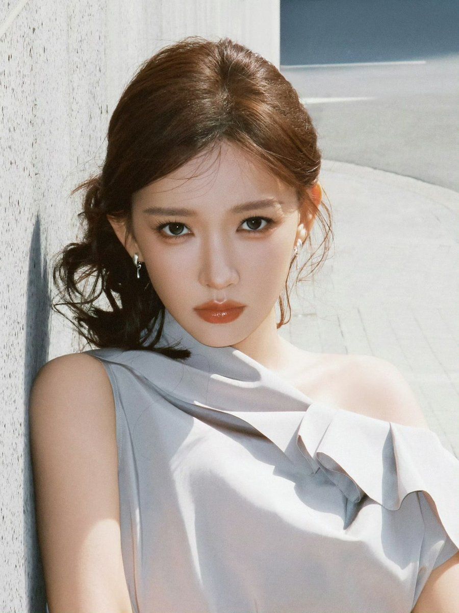 Cheng Xiao Daily tweet media