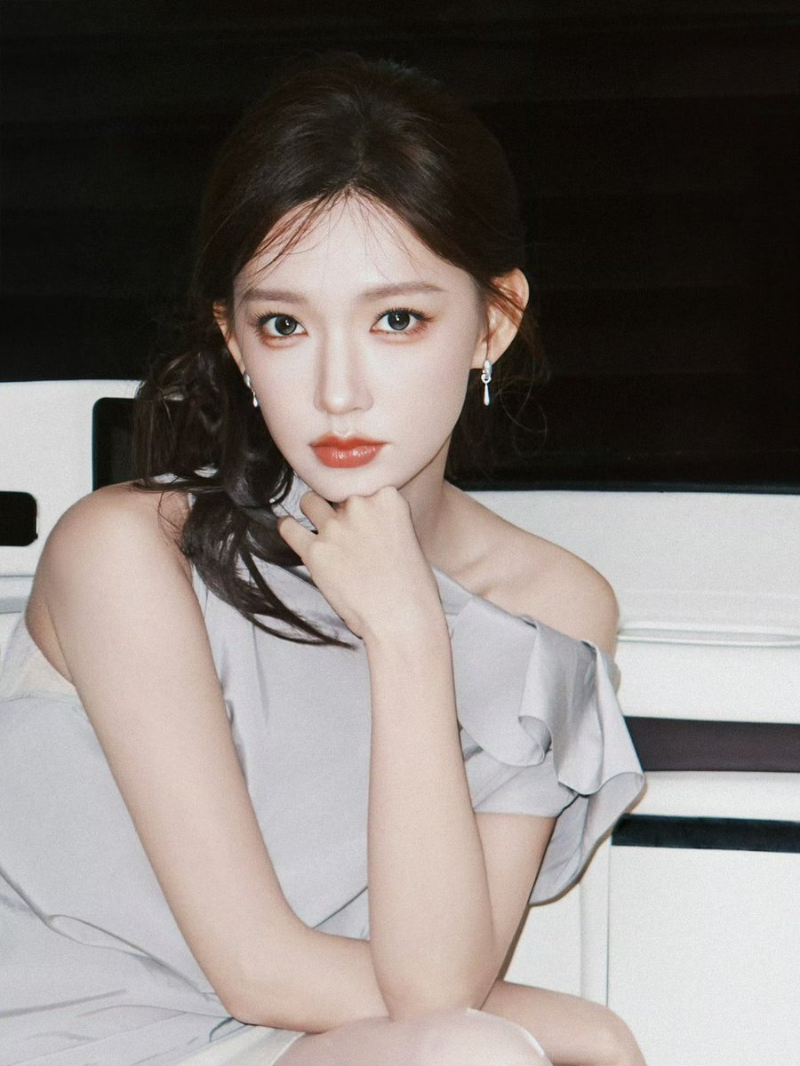 Cheng Xiao Daily tweet media