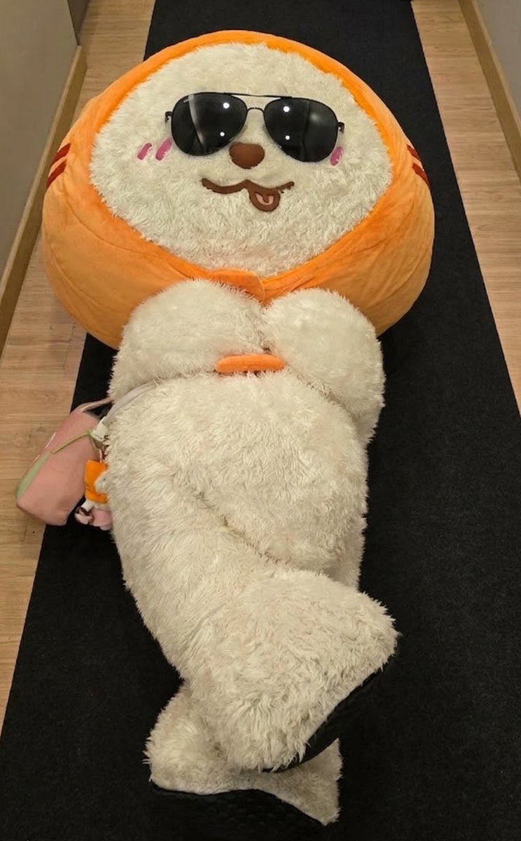 SugusBabyFace tweet media