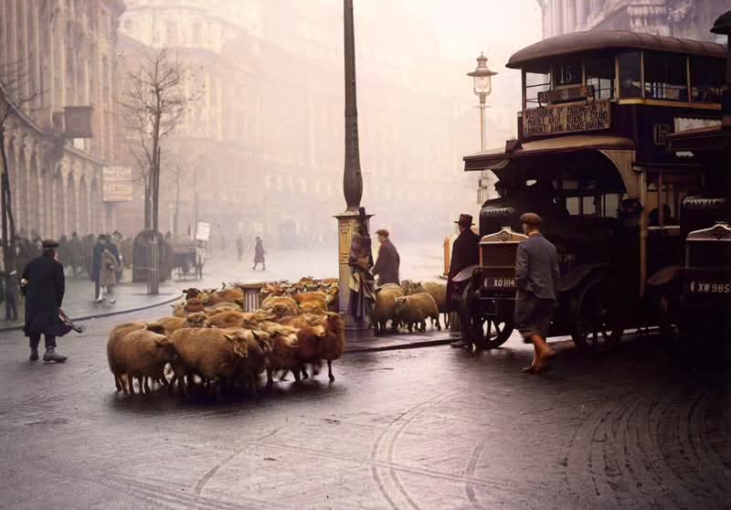 Aldwych London, 1928