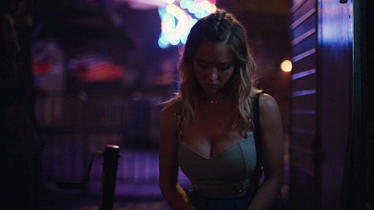 screencaps tweet media