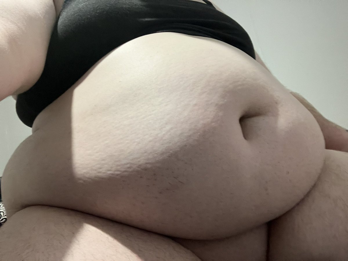 Basement Blimp 🔞 tweet media