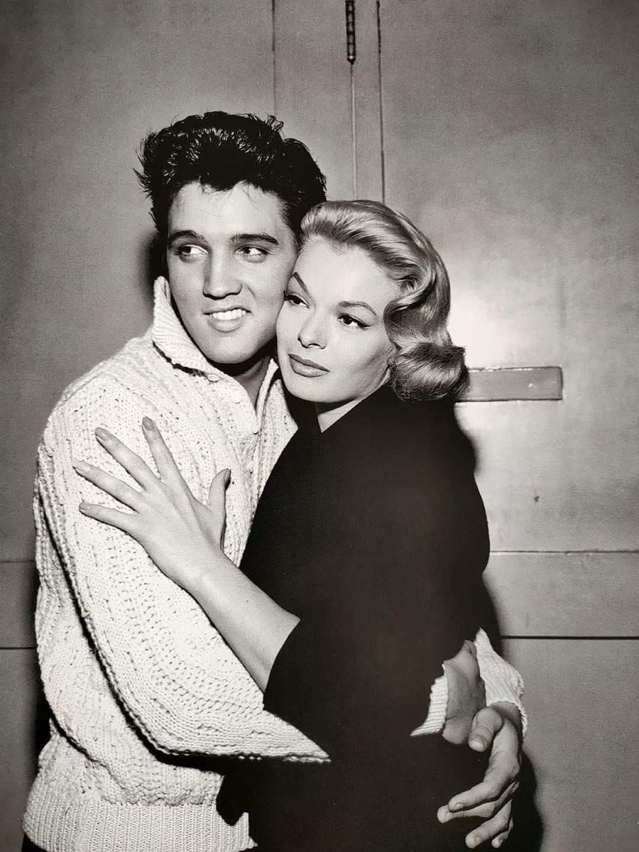 AboutElvisPresley 🎶👑🎶 tweet media