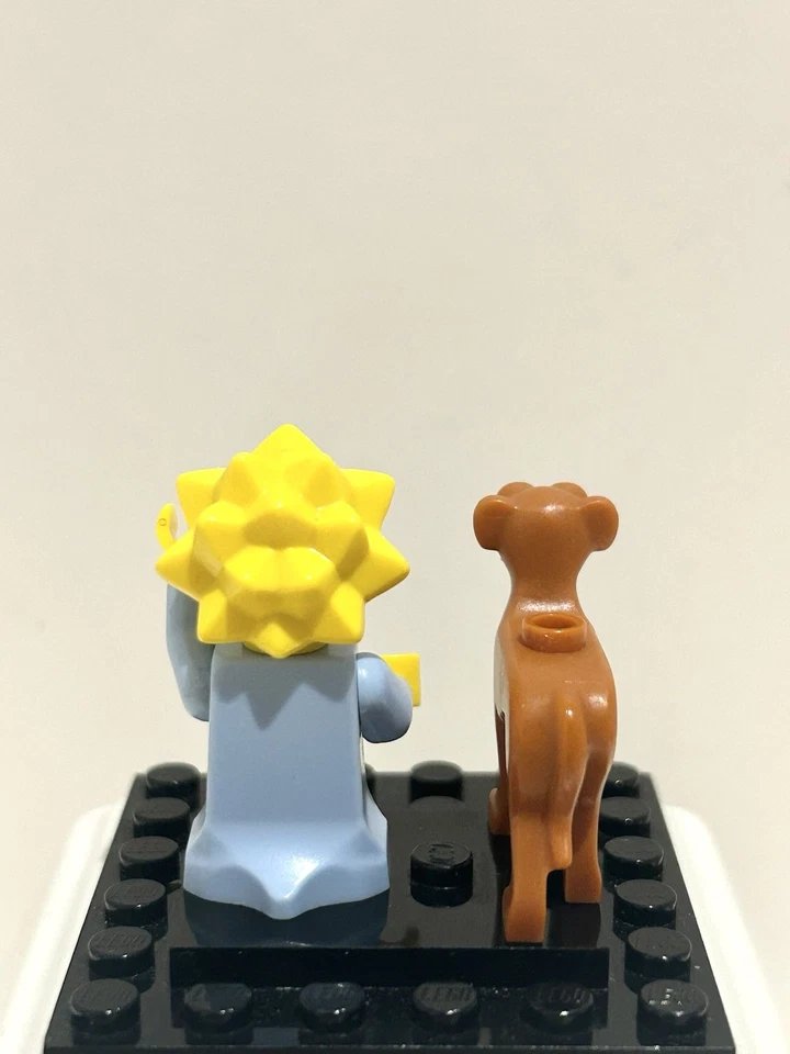 infinitybricks8's tweet image. Add the most adorable duo from Springfield to your collection! This genuine Maggie Simpson minifigure comes complete with the family dog 🍼🐕

#LEGO #LEGOminifigures #LEGOcollection #LEGOcommunity #LEGOaddictAFOL #LEGOreseller #LEGOforsale #TheSimpsons #MaggieSimpson #Springfield