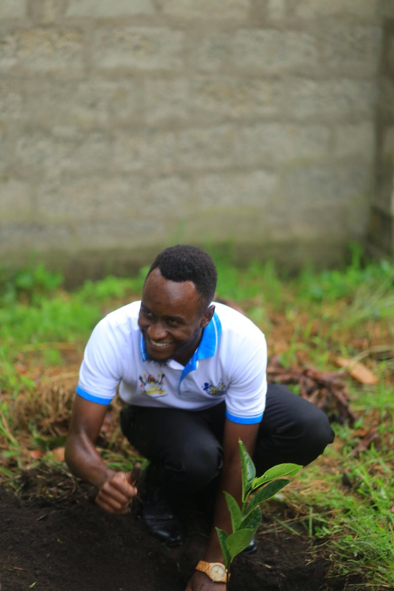Makerere University Tooro Students Association tweet media