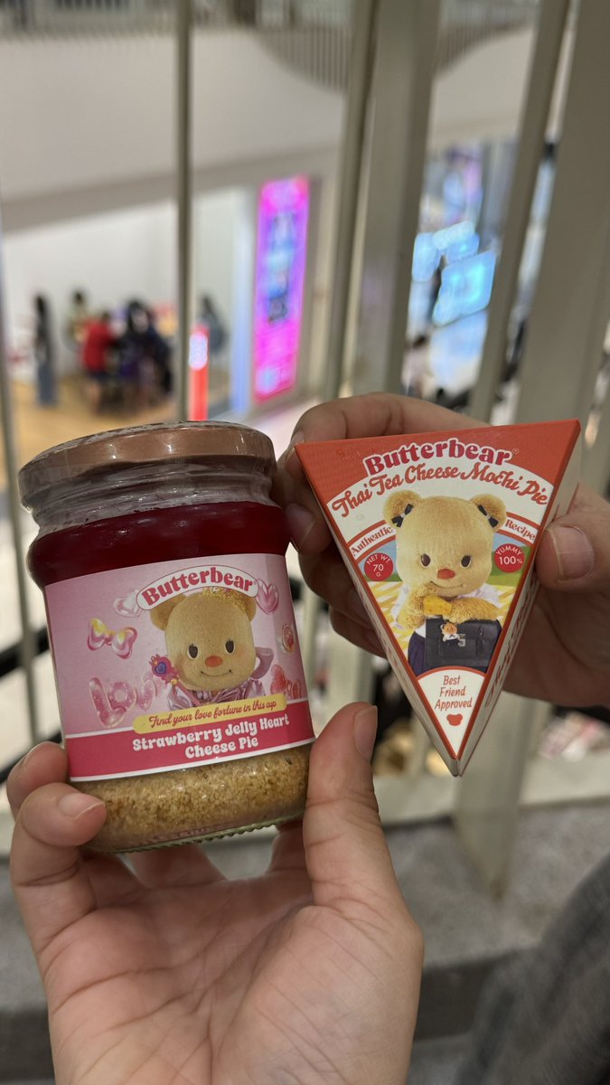 THRP (slow) Number One Vampirehollie🧛🏻♂️🧸🤍 tweet media