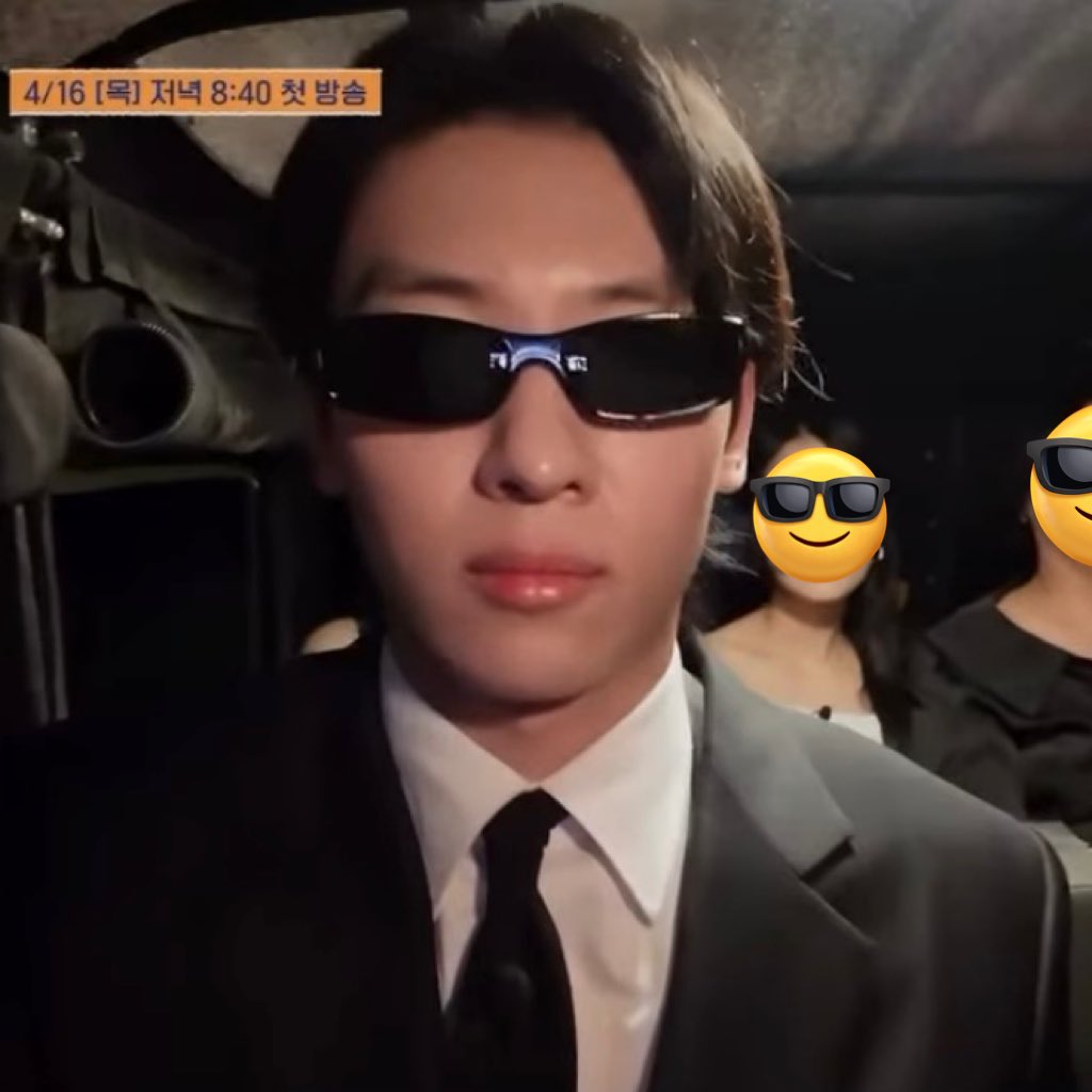 스월드 tweet media