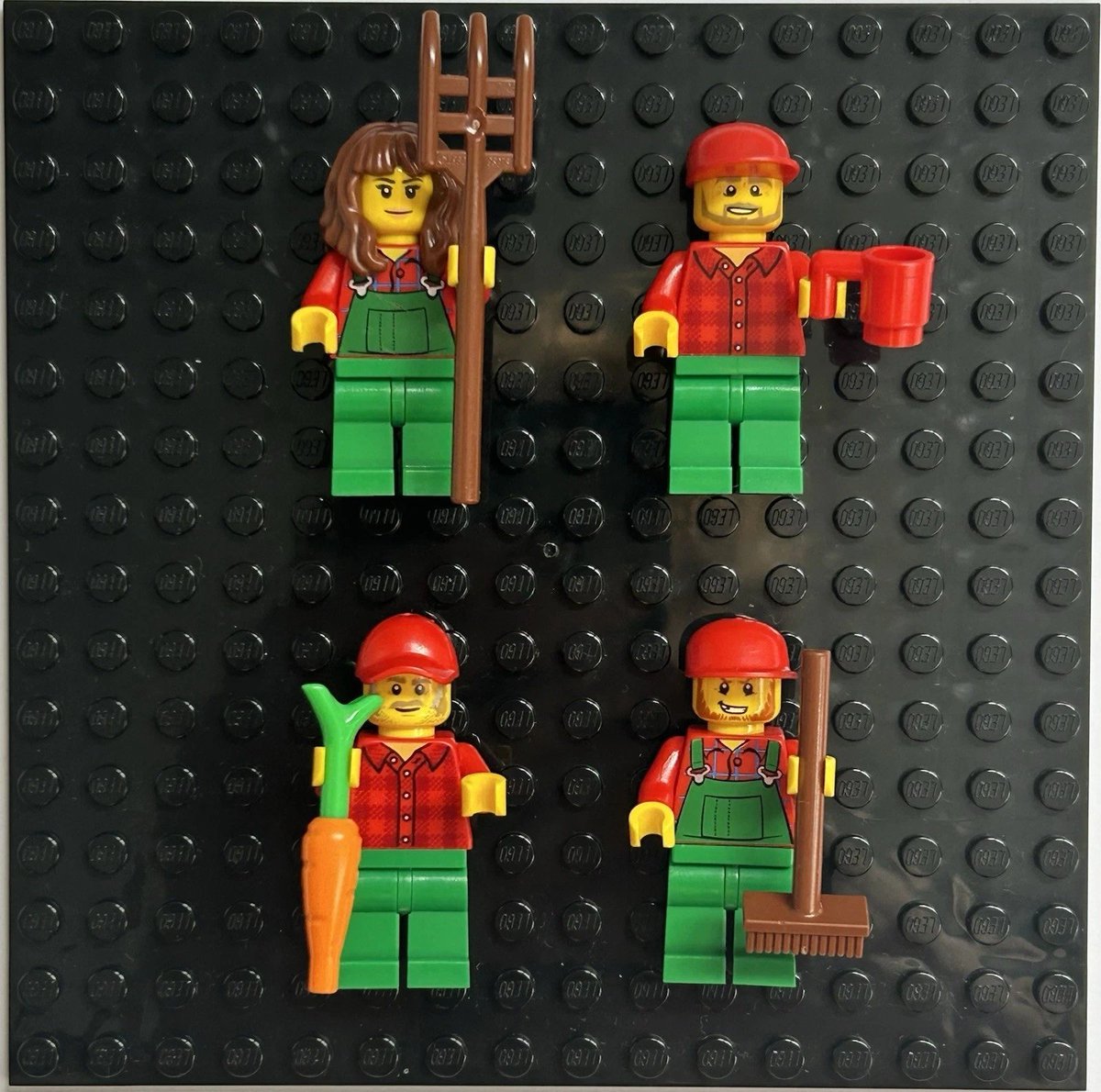 infinitybricks8's tweet image. Time to harvest! Get this hardworking crew of four farmers, complete with tools and accessories to bring your LEGO farm or city to life🚜🌾

#LEGO #LEGOminifigures #LEGOcollection #LEGOcommunity #LEGOaddictAFOL #LEGOreseller #LEGOforsale #LEGOFarm #MinifigureBundle #FarmLife