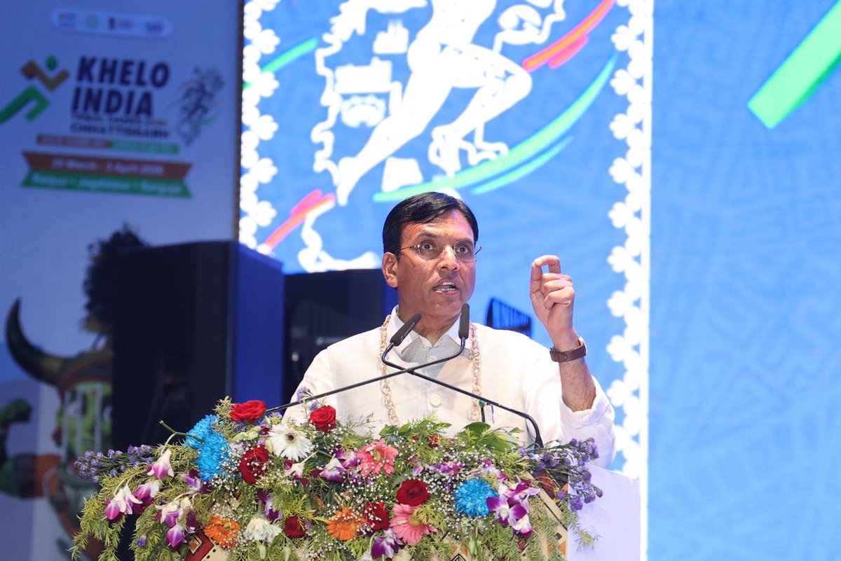 PIB_India's tweet photo. Union Minister of Youth Affairs and Sports, @mansukhmandviya addresses Inaugural Edition of The Khelo India Tribal Games

💠Sporting talent not limited to metropolitan cities; it thrives in tribal villages and across diverse regions of the countr

💠SAI coaches will be present at the games venue and will scout talent for nurturing

💠India will deliver its best ever performance in Asian Games

💠Performance will always be the top priority and selection processes will be fair, transparent and monitored

-Union Minister of Youth Affairs and Sports, Dr. Mansukh Mandaviya,

Read here: https://t.co/v73MnygCFU

@YASMinistry