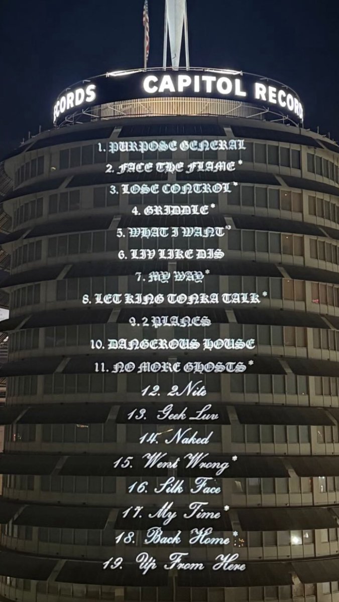 MathaiusYoung tweet media