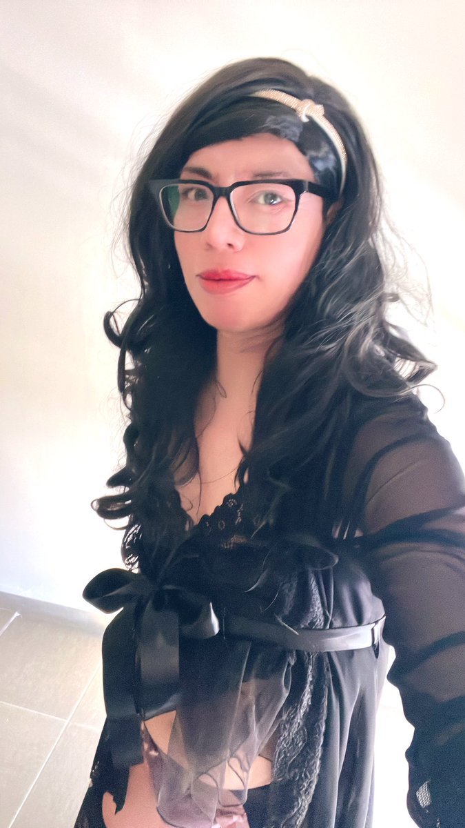 Addy femboy tweet media