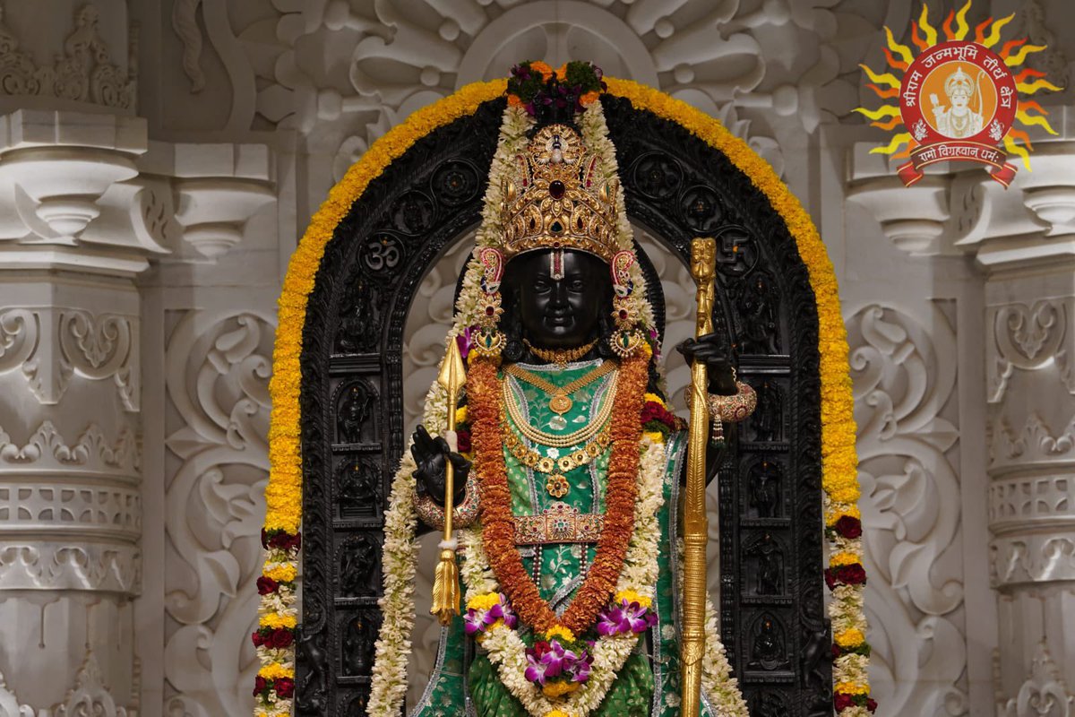 🌼श्रीरामचन्द्रचरणौ मनसा स्मरामि!श्रीरामचन्द्रचरणौ वचसा गृणामि।
श्रीरामचन्द्रचरणौ शिरसा नमामि । श्रीरामचन्द्रचरणौ शरणं प्रपद्ये॥🌼

समस्तदेशवासियों को श्री रामनवमीके पावन पर्वकी हार्दिक शुभकामनाएं।भारत कीआस्था श्रद्धा केप्रतीक मर्यादापुरुषोत्तम श्रीराम की कृपा सभीपर सदैव बनीरहें।