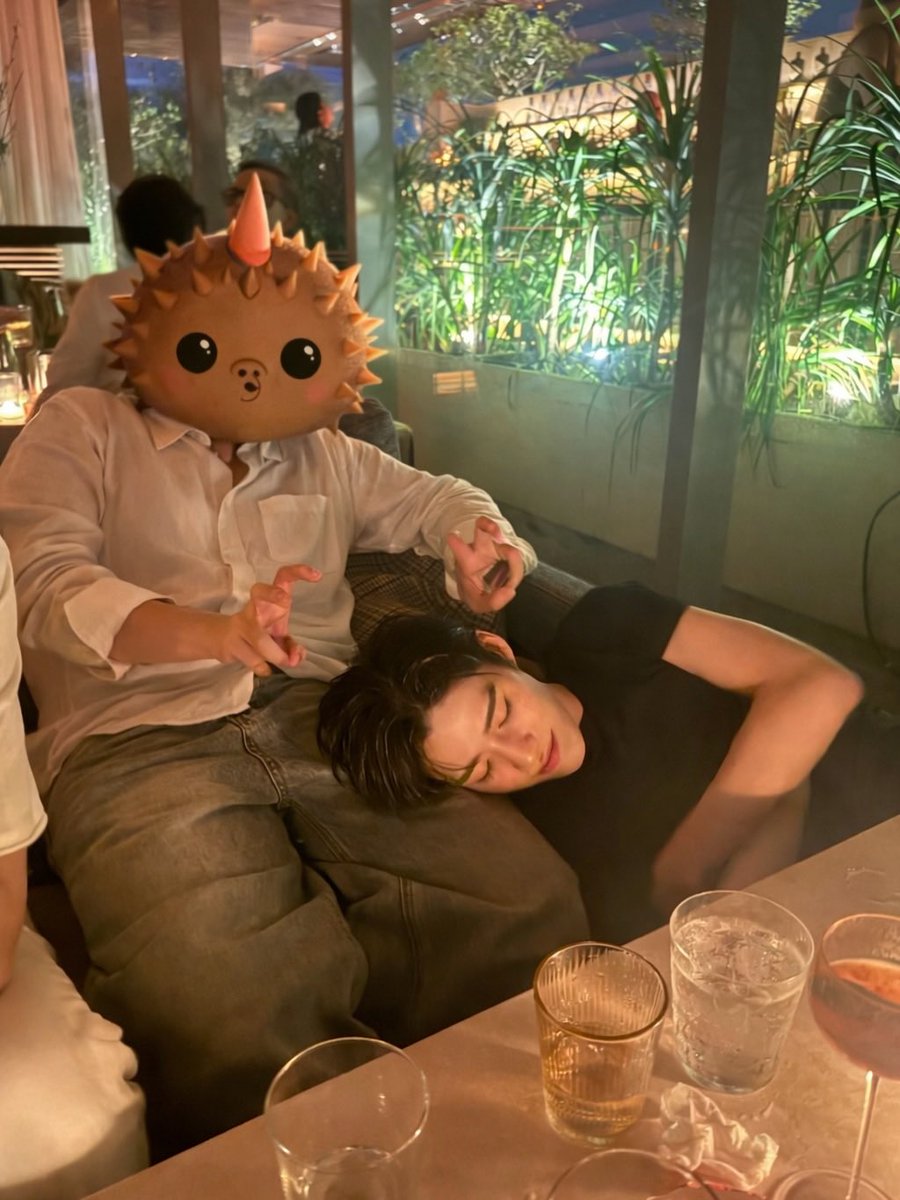 muffinp🧁 tweet media