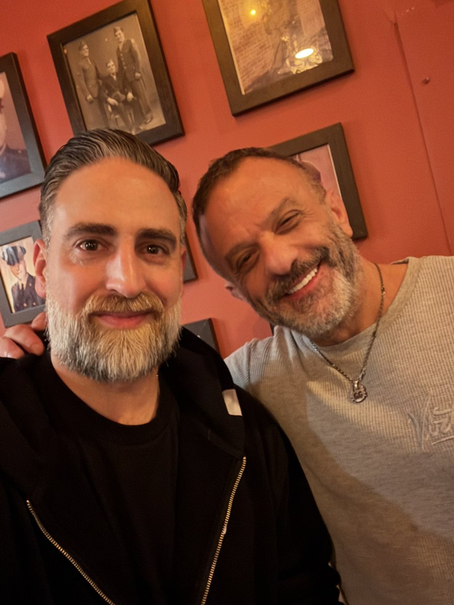 Edward NYC tweet media