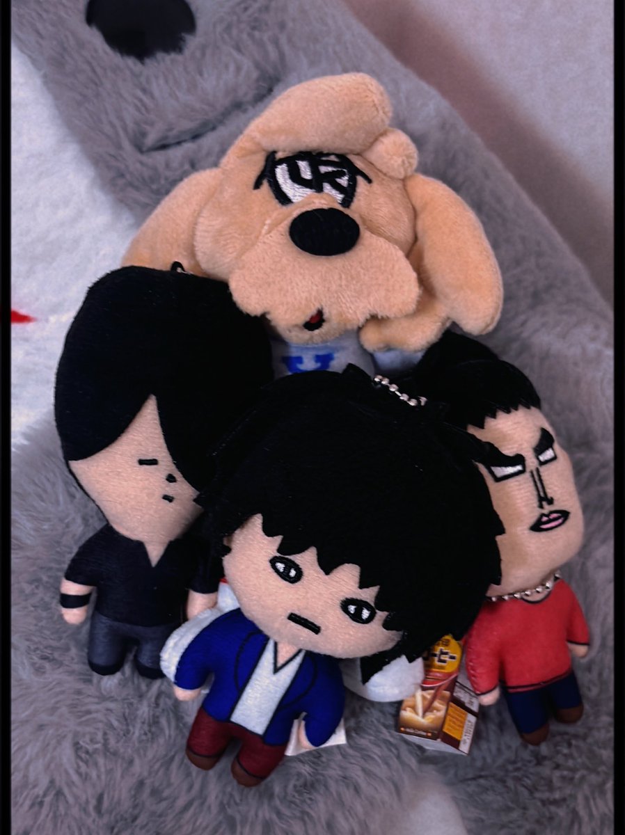 ayka_1818's tweet photo. 本日やっと優里DOGが届きました🎁
仲間が増えて嬉しい。
みんな服がないんだよなぁ、私もなんかオリジナリティを出したいんだけど…みんなのクオリティが高すぎる https://t.co/EsIu7zgCX4