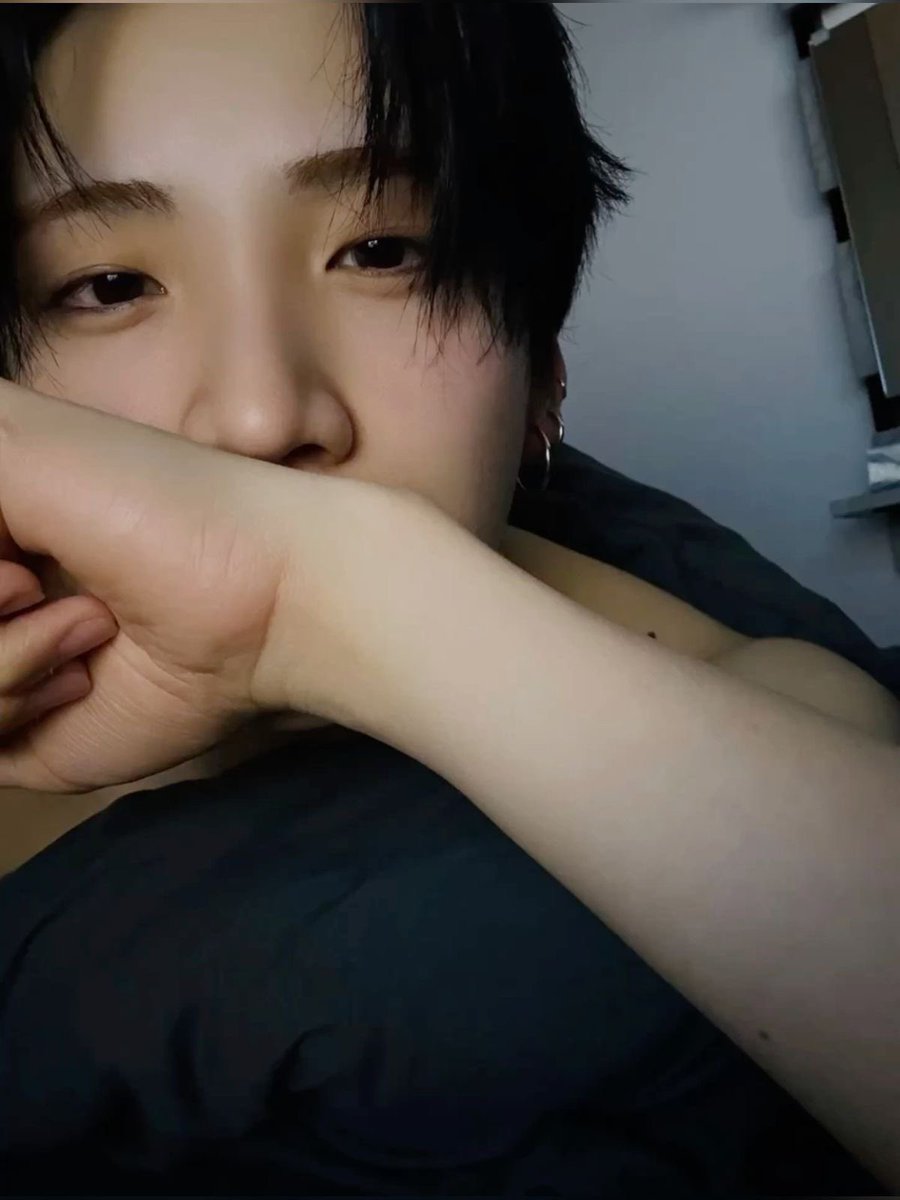 meyna .☘︎ ݁˖ tweet media