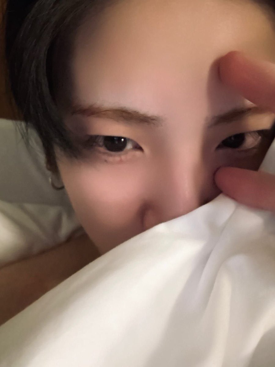 meyna .☘︎ ݁˖ tweet media