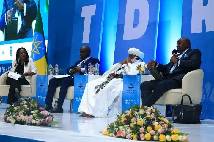 OAlfakey's tweet photo. J'ai l’honneur de participer en tant que panéliste à un forum judiciaire de haut niveau à Addis-Abeba en Éthiopie autour d'un sujet fondamental : La justice coutumière et la suprématie constitutionnelle. https://t.co/rmiMmbMcaw