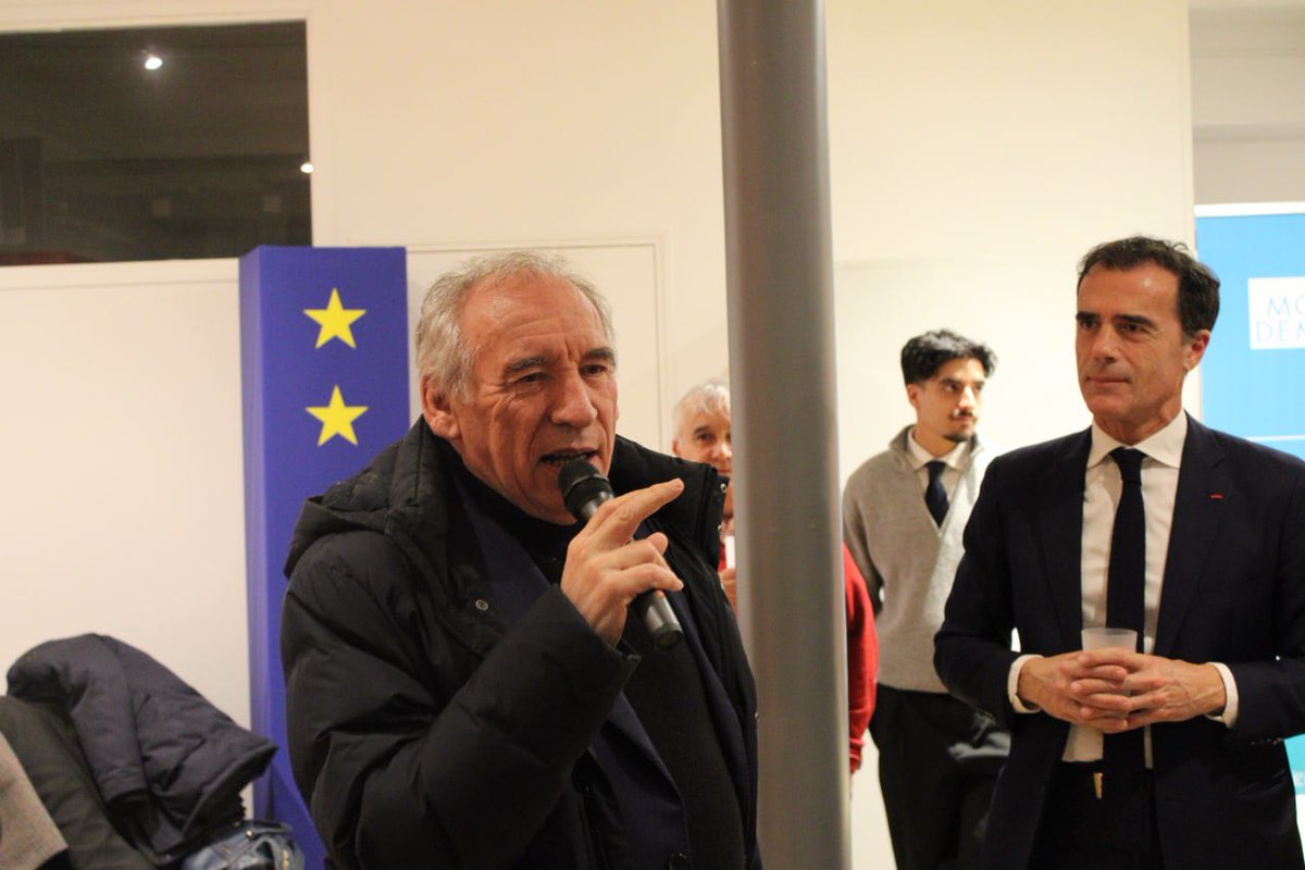 Se sont achevés dimanche plus de deux ans de travail sur le projet et une campagne menée tambour battant. 

Merci à ce collectif engagé à porter l’alternance à Paris. Notre détermination pour les Parisiens demeure intacte.  

Merci à <a href="/SylvainMaillard/">Sylvain Maillard</a> et <a href="/eschahl/">Eric Schahl</a> de leur présence.