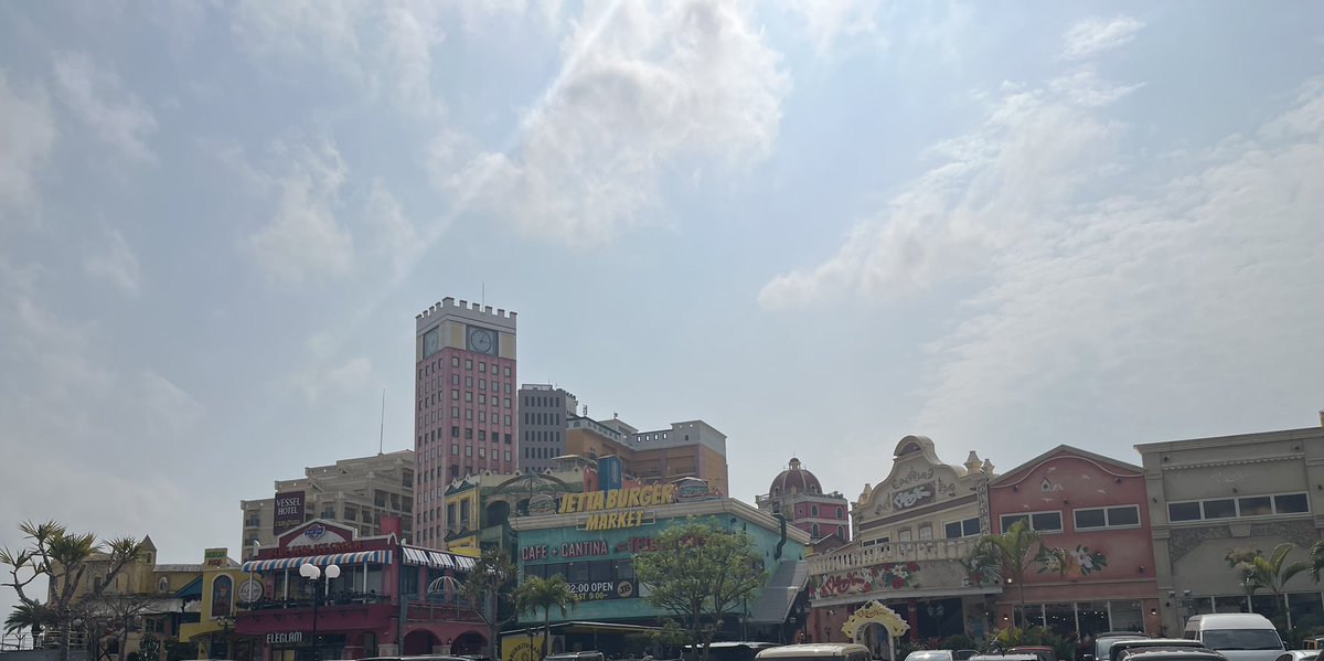 とりい tweet media