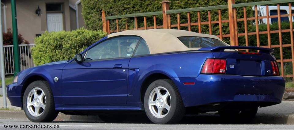 CarsAndCars.ca tweet media