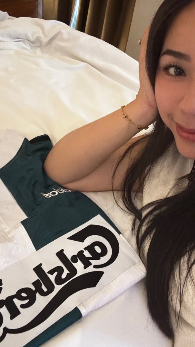 Elizabeth tweet media