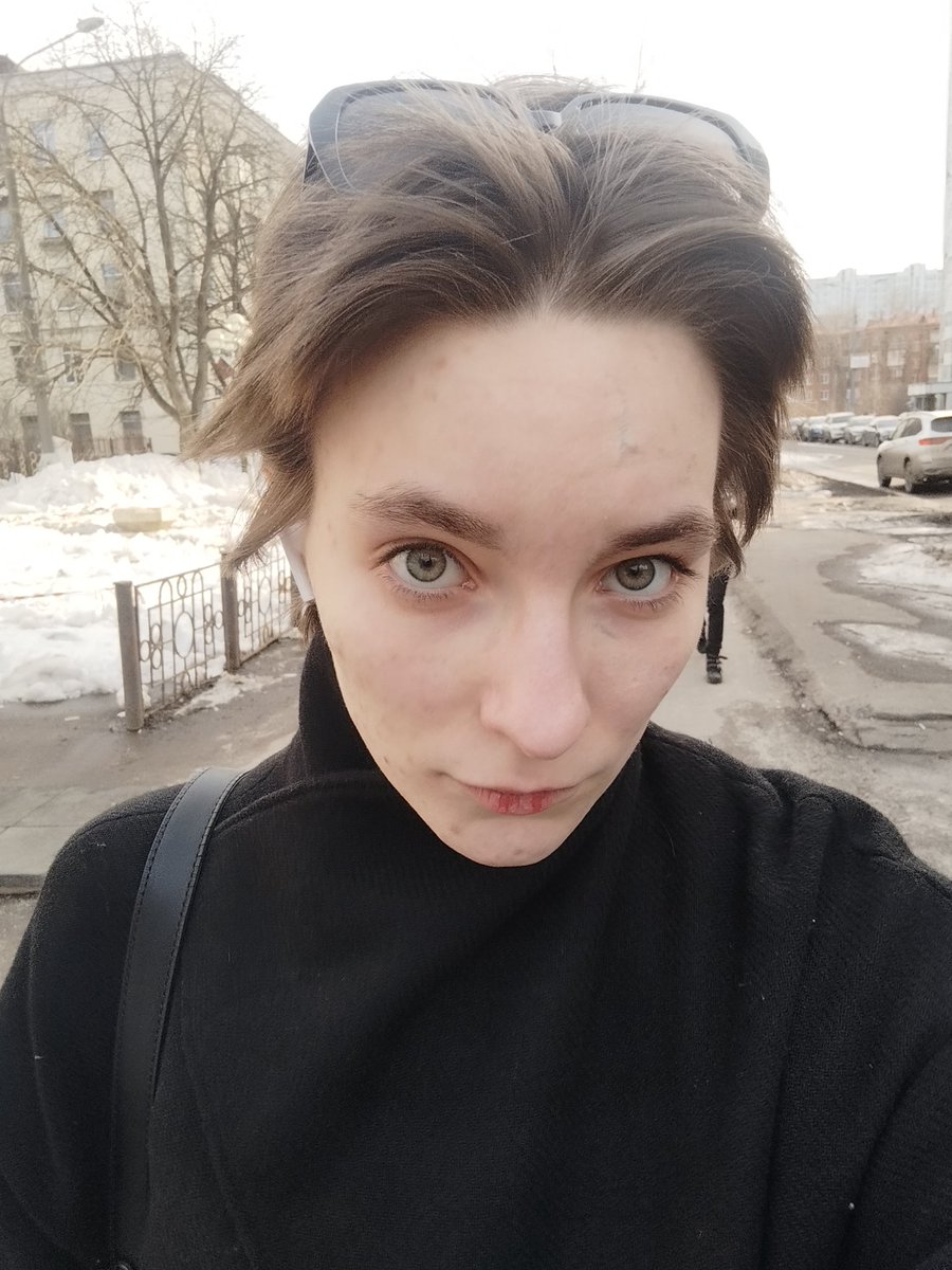 набор лего 🐺 tweet media