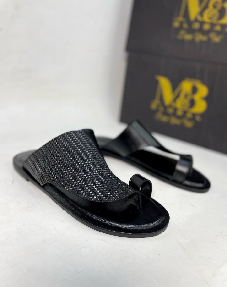 Muize | 👞🤝 tweet media