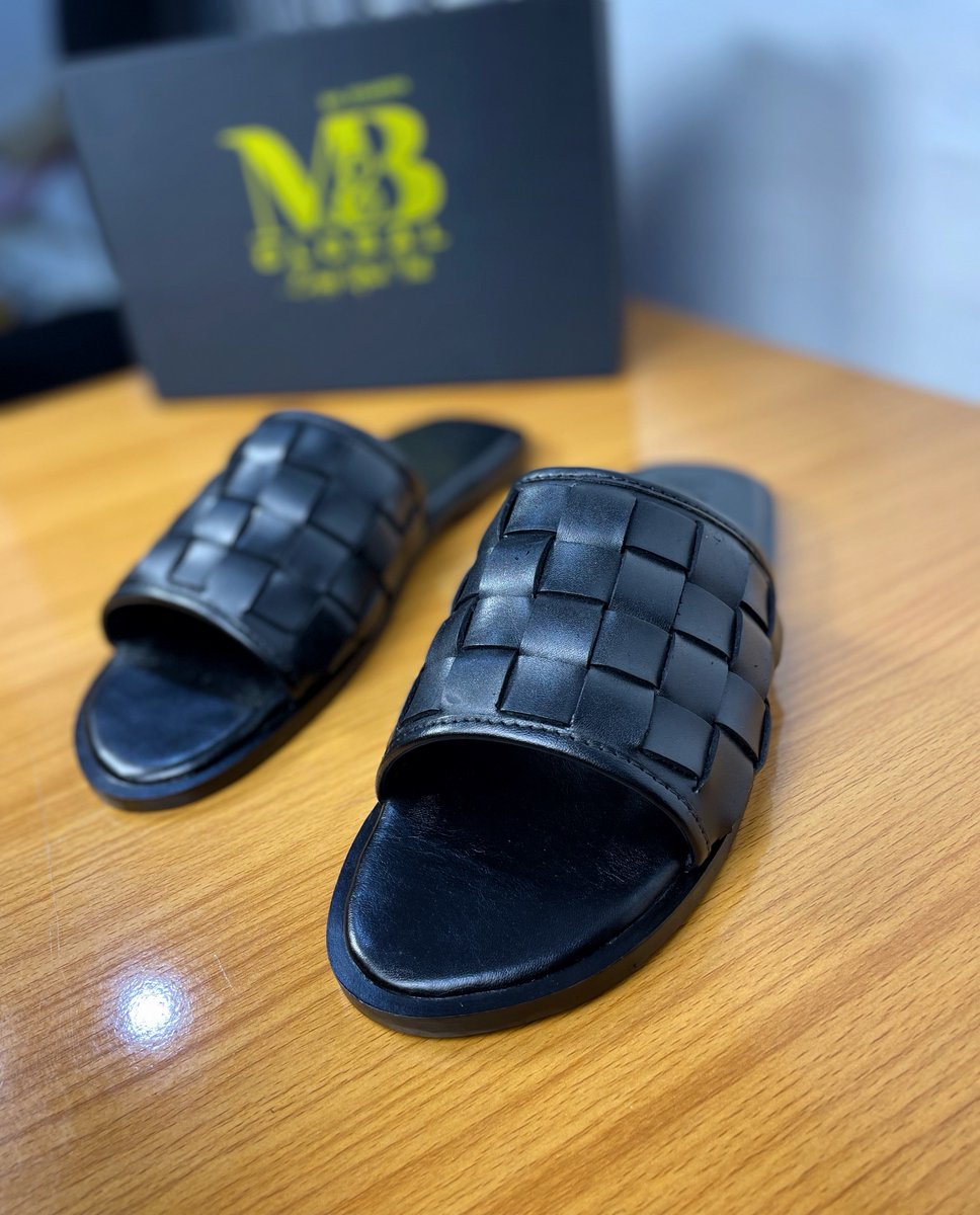 Muize | 👞🤝 tweet media