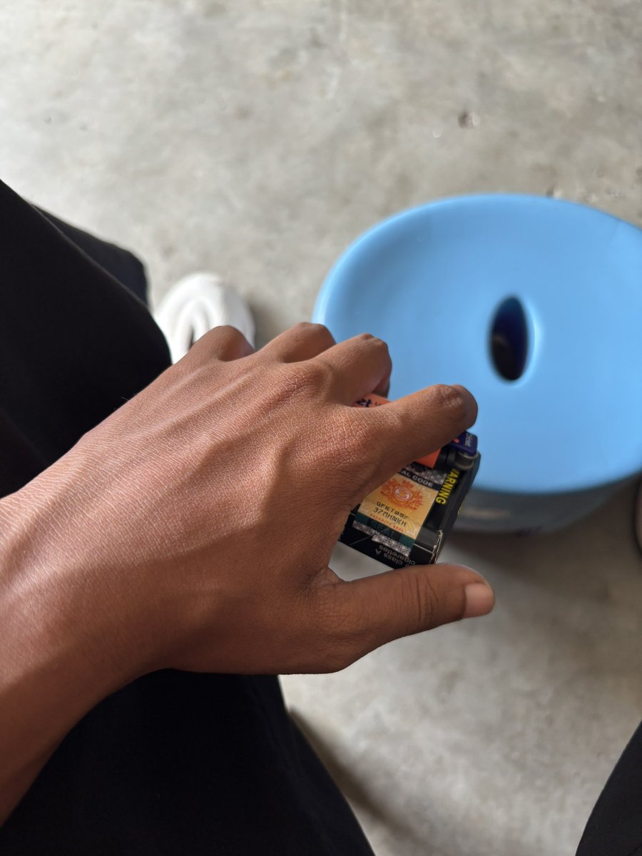 UrFearlessBoy's tweet photo. Area korang brp dh sekarang dblend , kt sini rm10 🥶🥶 https://t.co/eQ0rec40rR