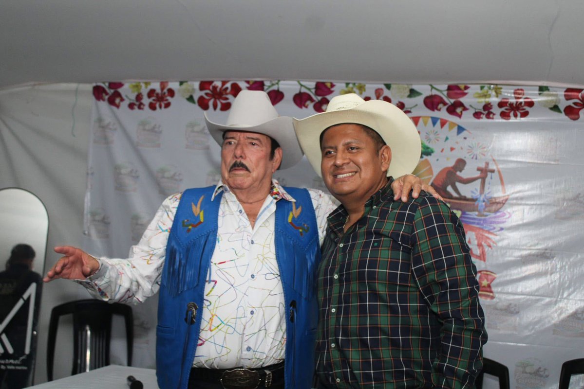 Que hay en Villa tweet media