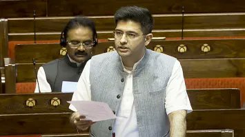 Sir 20 se 25 varsh ke 80% yuvak virgin hai unhe sex nhi mil rha hai